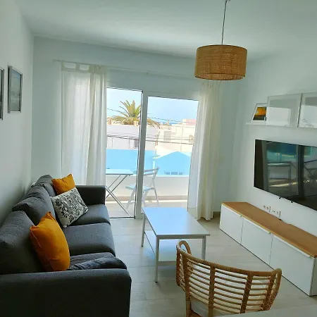 Playas Apartman *